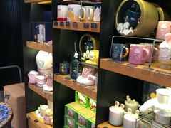 零售区-星巴克(北京南站2B检票口)