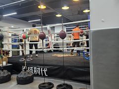 -拳盛时代拳击俱乐部(北京路店)