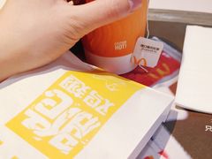-麦当劳(得来速店)