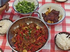 -笨豆腐居民楼菜馆•江西小炒(天津开发区店)