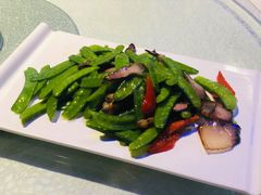 荷兰豆炒腊肉-尚岛私房菜(西方巷店)