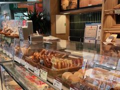 面包甜点陈列柜-德南面包房(尚都店)