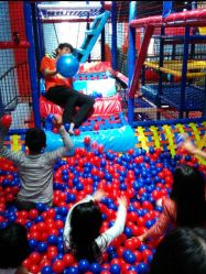 -动力星球家庭亲子游乐中心