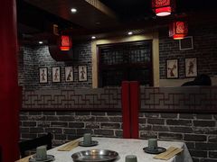 -羊家胡同·龙虾烧烤火锅(龙汇路店)
