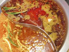 -沸炉重庆老火锅(军事博物馆店)