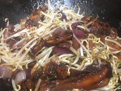 -胡须佬鸡煲四季火锅店(石厦西村直营店)