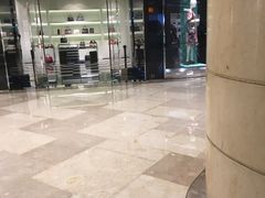 -PRADA普拉达(国际广场店)