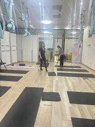 -一伽瑜伽·普拉提