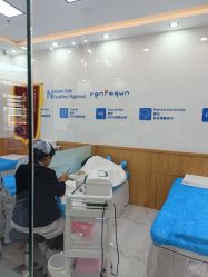 -靓芙泉祛痘.科技美肤连锁