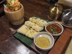 -银米·云南传统过桥米线(双廊黑金冠店)