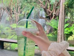 -Chom Cafe and Restaurant