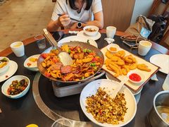 -老唐三下锅 ·张家界地标美食(溪布街店)
