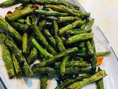 -魏铭鱼头捞饭(晋阳路店)