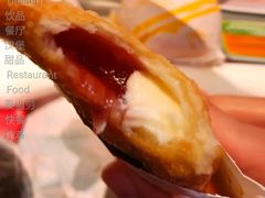奶冻莓莓双料派-麦当劳(豫园店)
