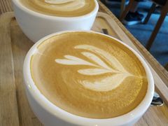 -Common Table · Brunch & Coffee