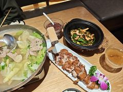 -川堂风·跷脚牛肉·乐山爆炒(宝山日月光店)