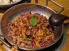手撕扁担鸡-吃饭皇帝大土家民族菜(正大广场店)