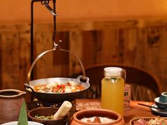 -老滇山寨•云南特色菜•地方菜•民族风情歌舞表演(金碧店)