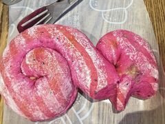 火龙果蓝莓乳酪包-LELECHA乐乐茶(上海五角场万达广场店)