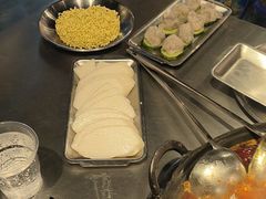 -鹿鸣山草本茶香火锅(园西路店)