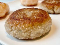 煎莲藕饼拼煎虾饼-花城苑广府菜(侨鑫店)