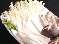 平菇金针拼盘-蒙星月涮肚火锅城(宏运家园店)