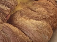 -星巴克臻选(莘庄仲盛店)