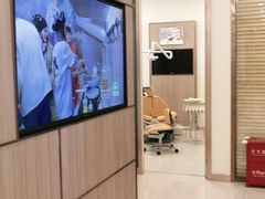 -维乐口腔(美维云门诊陆家嘴店)