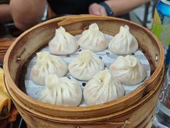 -莱莱小笼·乔艾