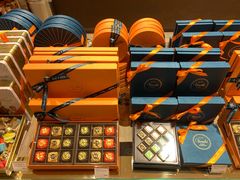 -VENCHI 闻绮(北京国贸商城店)