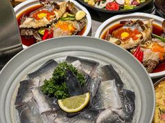-草家酱蟹炭火烤肉店(珲春南路一店)
