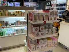 -日上免税店(三径路t3店)
