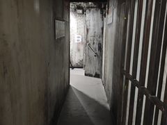 -荒岛实景沉浸密室(江汉路1店)