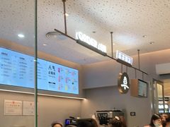 -喜茶(北京华贸购物中心店)