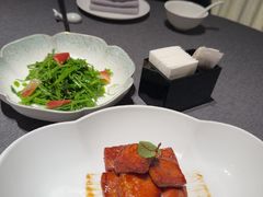 -虹潮荟·餐桌上的美食地理(太阳宫店)