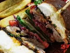 -HELLO 27 意面·沙拉·帕尼尼