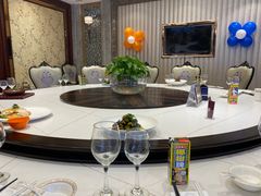 -沪华海鲜大酒楼(南汇店)