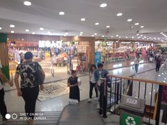 -利客来李村购物中心