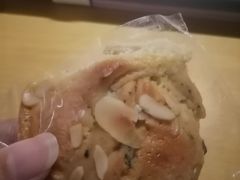 -提亚烘焙·手作面包·生日蛋糕(七星店)