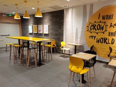 用餐区-麦当劳(南昌青山湖万达广场店)
