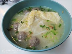 潮汕手打牛肉丸汤-潮食记·肠粉·粿条面(蒙古路店)