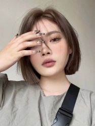 -BULB STUDIO 巴柏明星发型工作室