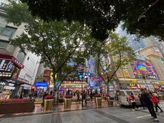 -八一好吃街·高品美食广场