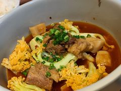 散叶花菜笋炖牛腩-南小馆(迪士尼小镇店)