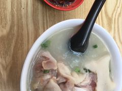 -雷祖芳老妈蹄花店
