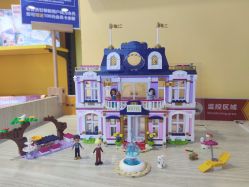 -Block Park 租乐高(D32店)