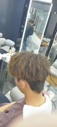 -藤野造型·烫·染发型设计店