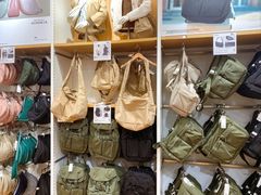 -优衣库(深圳万象天地旗舰店)