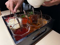 -余欢领鲜火锅(新街口店)