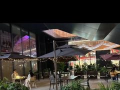 -臻鲜燕海鲜融合餐厅(金陵style店)